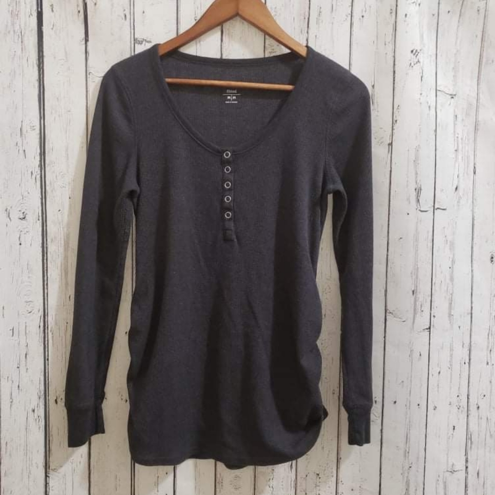 (M) Old Navy Long Sleeve Maternity Shirt | Medium | Heather Gray | Warm | Ribbed
